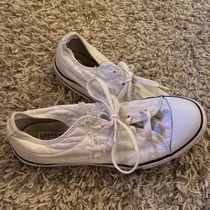 White low top converse